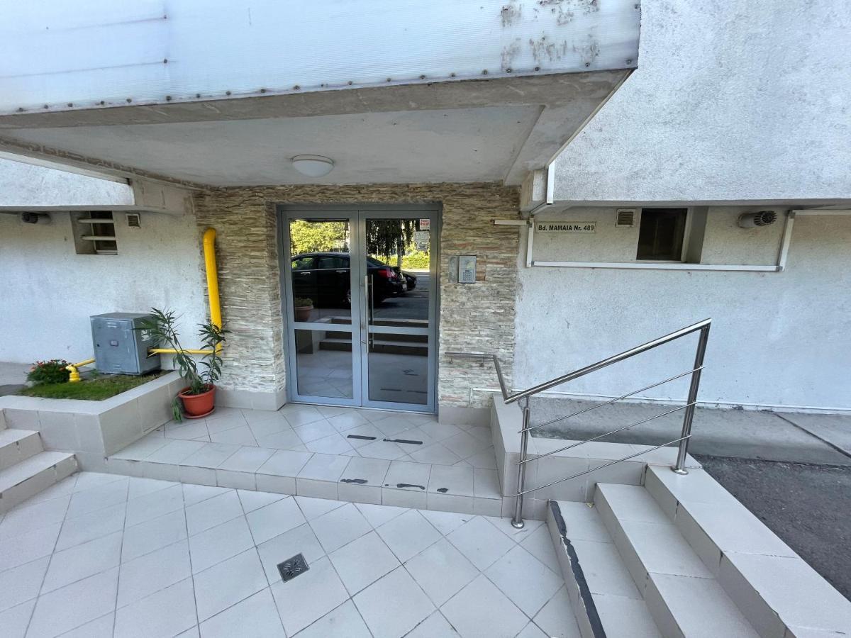 Delize Rent Mamaia Apartment Bagian luar foto